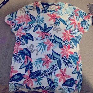 Mens medium hollister shirt